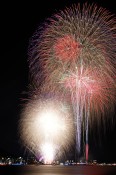 naoki_imada-fireworks-display-8195368.jpg