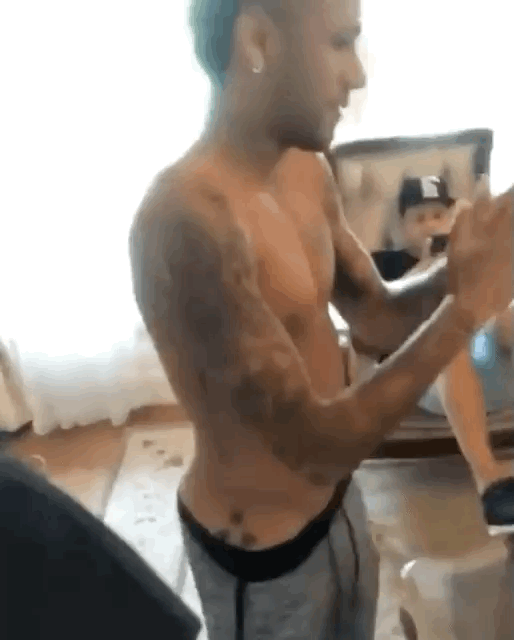 img-17840186971660067jslcgy1if3lxgkadlg30ea0hsx6q.gif
