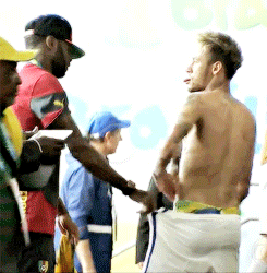 712403821.gif